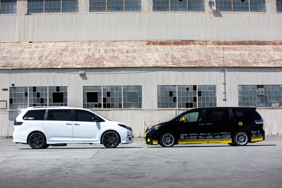  Toyota Sienna SE + Concept 2016 года  (фото 11 из 14)